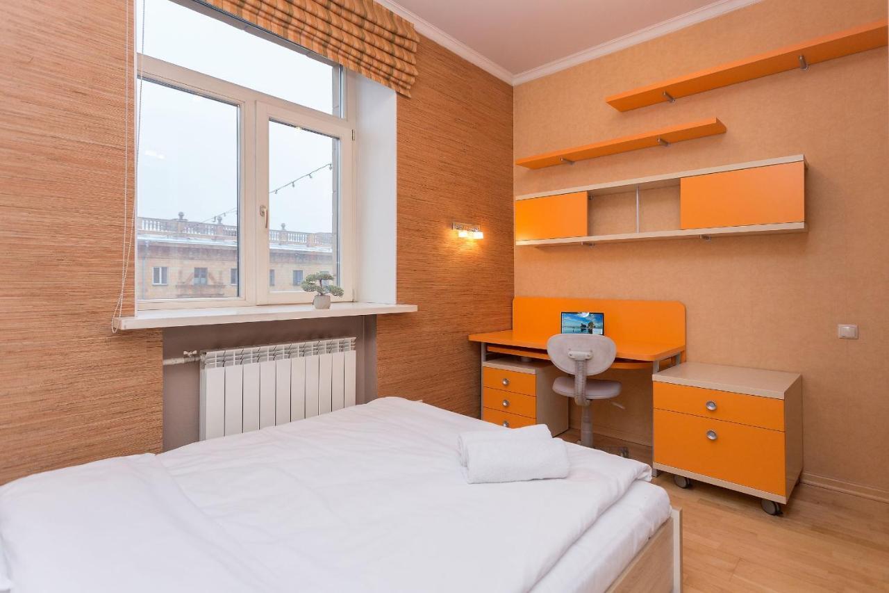 Lux Apartments Lenina ミンスク エクステリア 写真