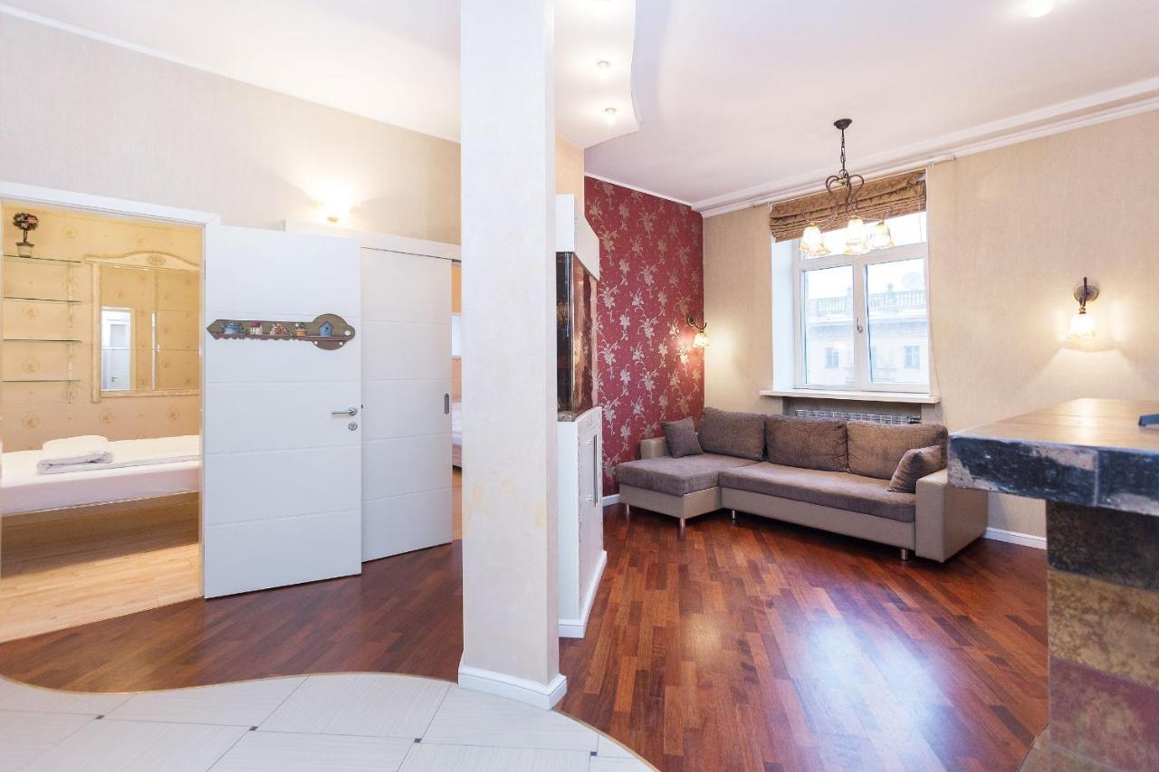 Lux Apartments Lenina ミンスク エクステリア 写真