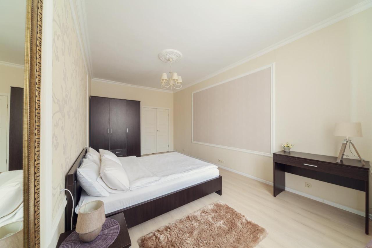 Lux Apartments Lenina ミンスク エクステリア 写真