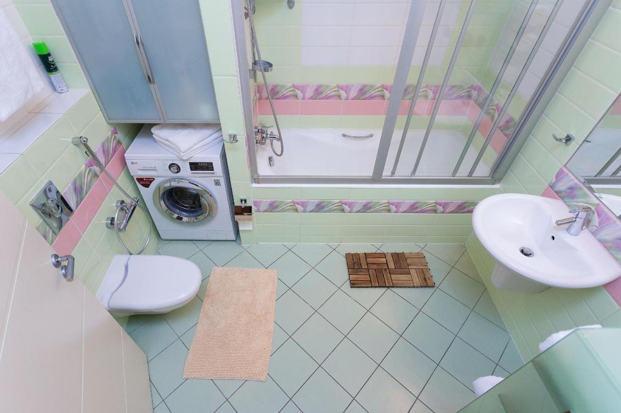 Lux Apartments Lenina ミンスク エクステリア 写真